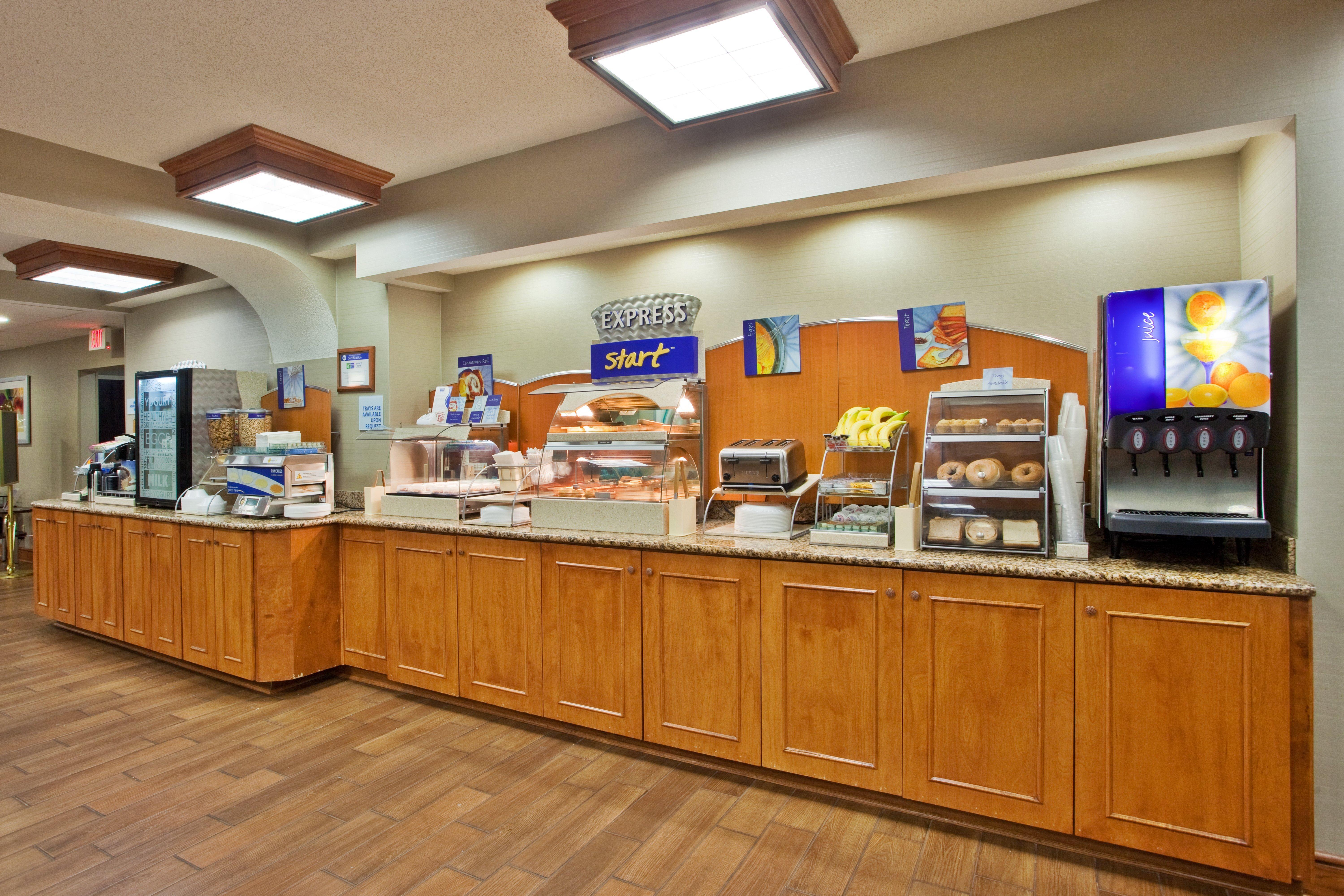Holiday Inn Express Hotel & Suites Kimball, An Ihg Hotel Exterior foto